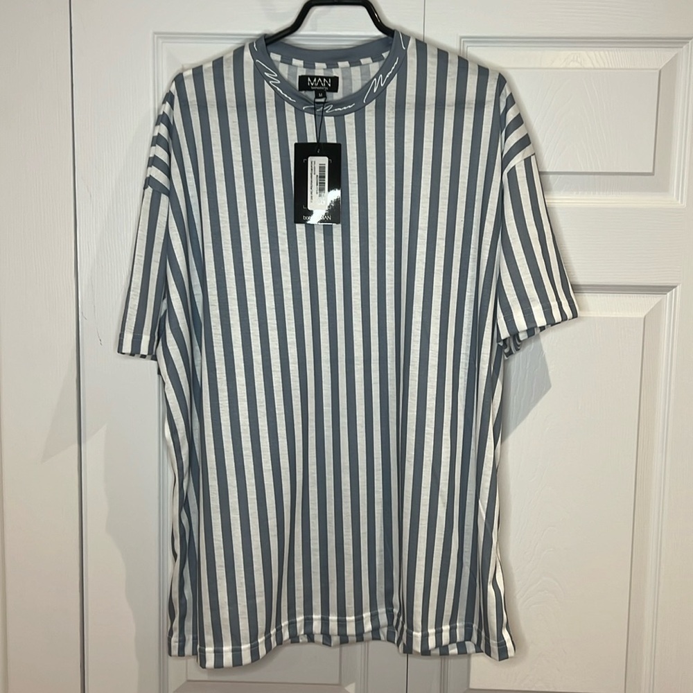 Oversized MAN signature vertical stripe t-shirt